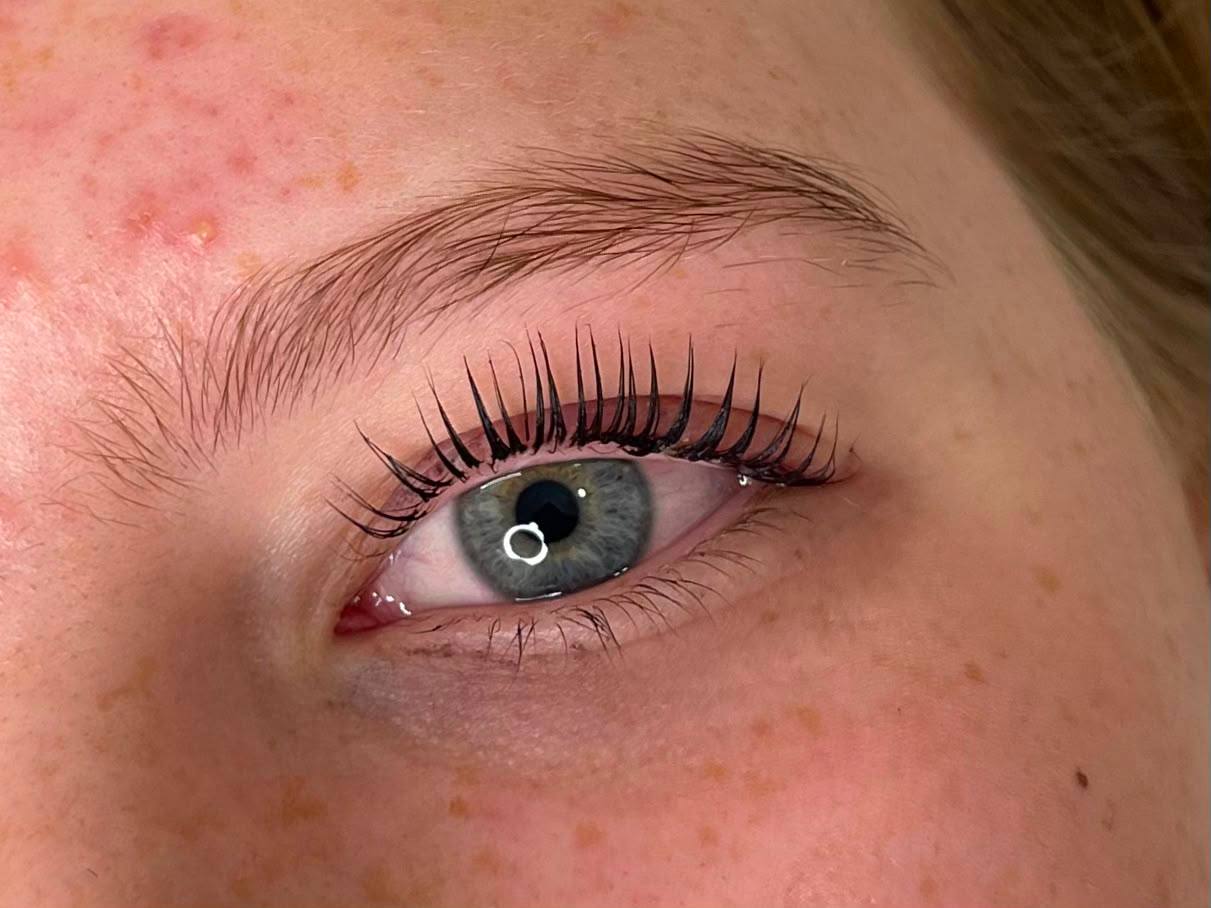 Lifted and tinted natural lashes close up